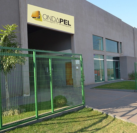Fachada da sede própria da Ondapel em Umuarama, Paraná